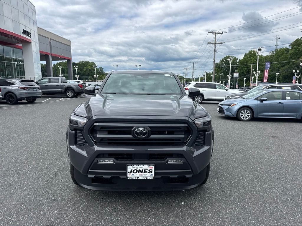 New 2026 Toyota Tacoma SR5 4X4 DOUBLE CAB