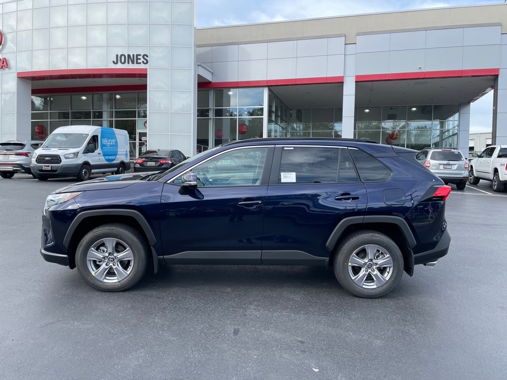 New 2025 Toyota RAV4 XLE XLE AWD SUV