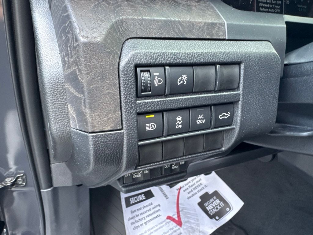 2026 Toyota Tacoma Limited - Photo 11