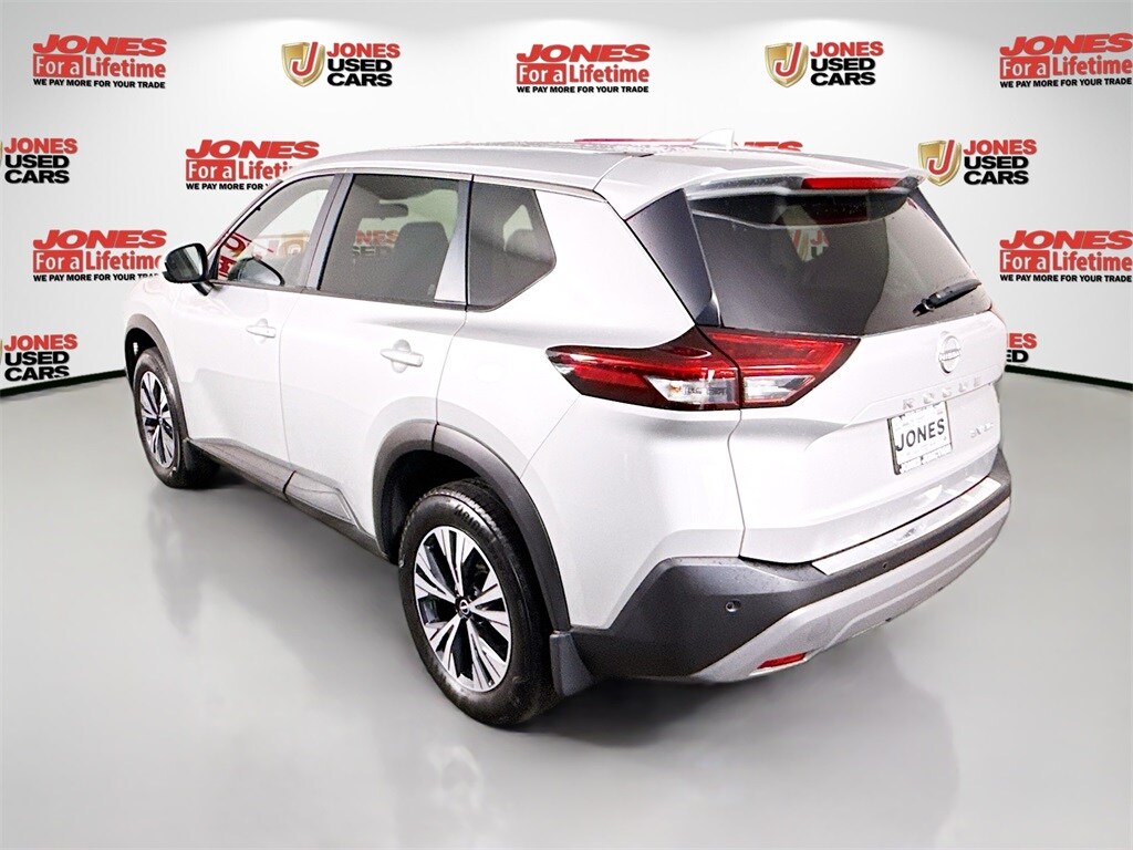 2023 Nissan Rogue SV photo 2