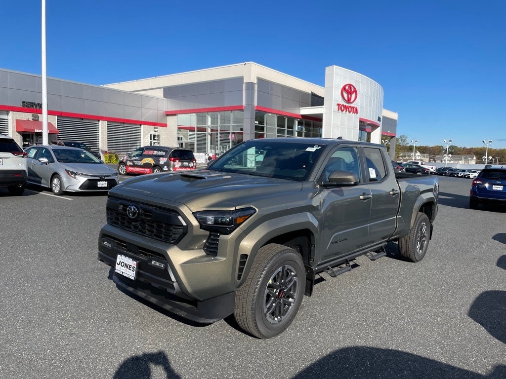 New 2025 Toyota Tacoma TRD Sport 4X4 DBL CAB LONG BED