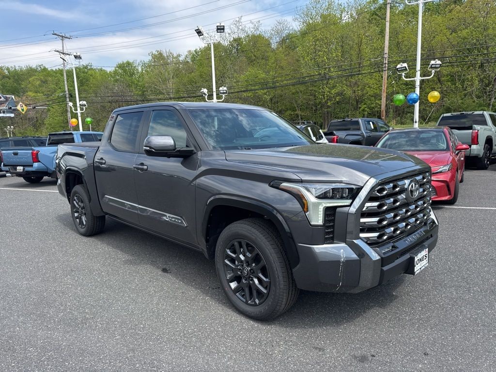 New 2026 Toyota Tundra Platinum PLATINUM CREWMAX 5.5
