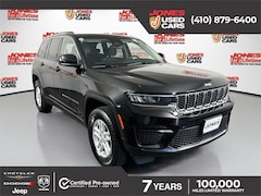 2023 Jeep Grand Cherokee Laredo SUV