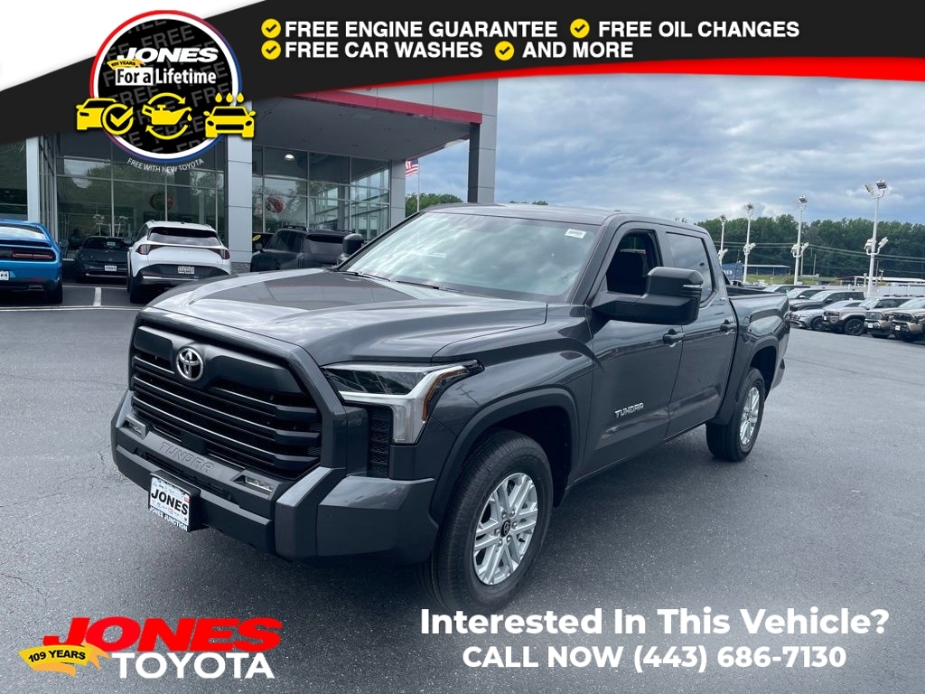 New 2026 Toyota Tundra SR5 SR5 CREWMAX 5.5