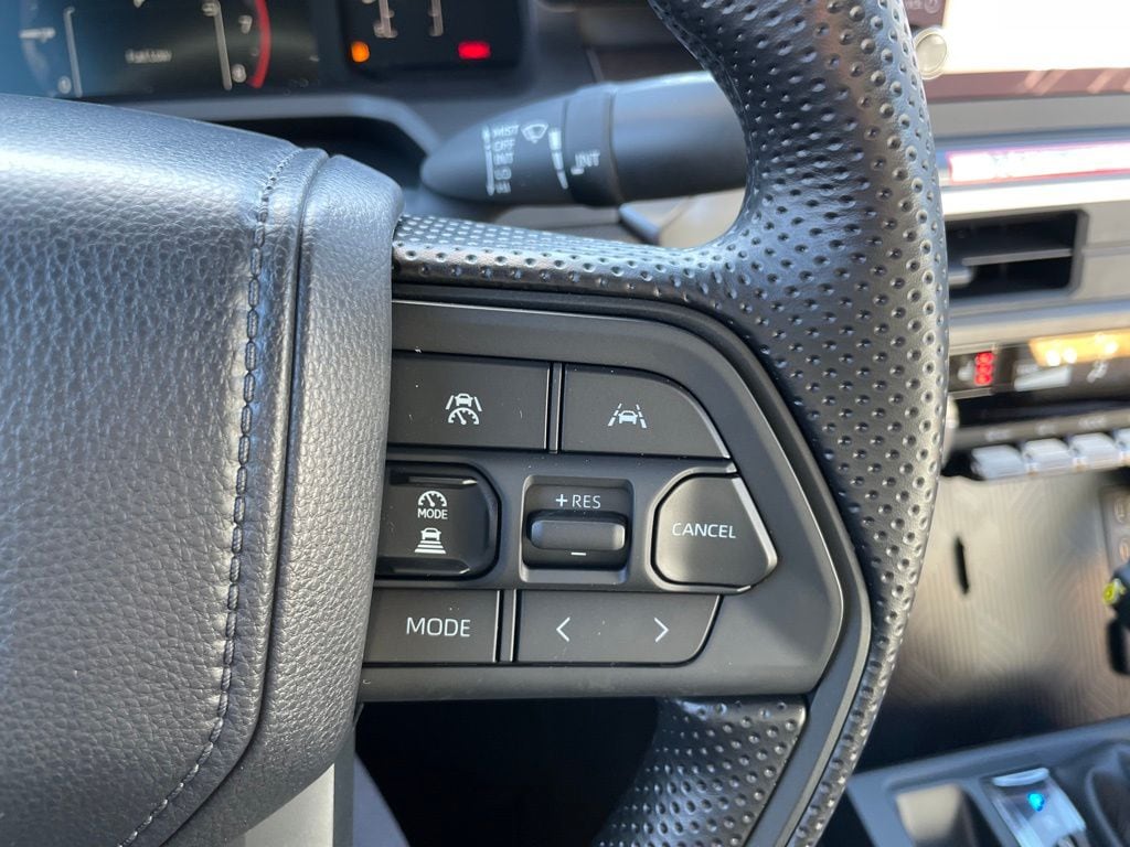 2026 Toyota Tacoma SR5 - Photo 16