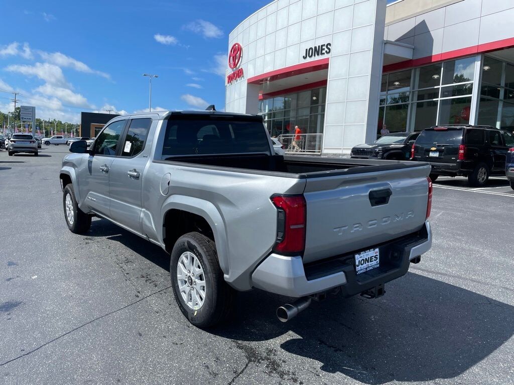New 2026 Toyota Tacoma SR5 4X2 DBL CAB LONG BED