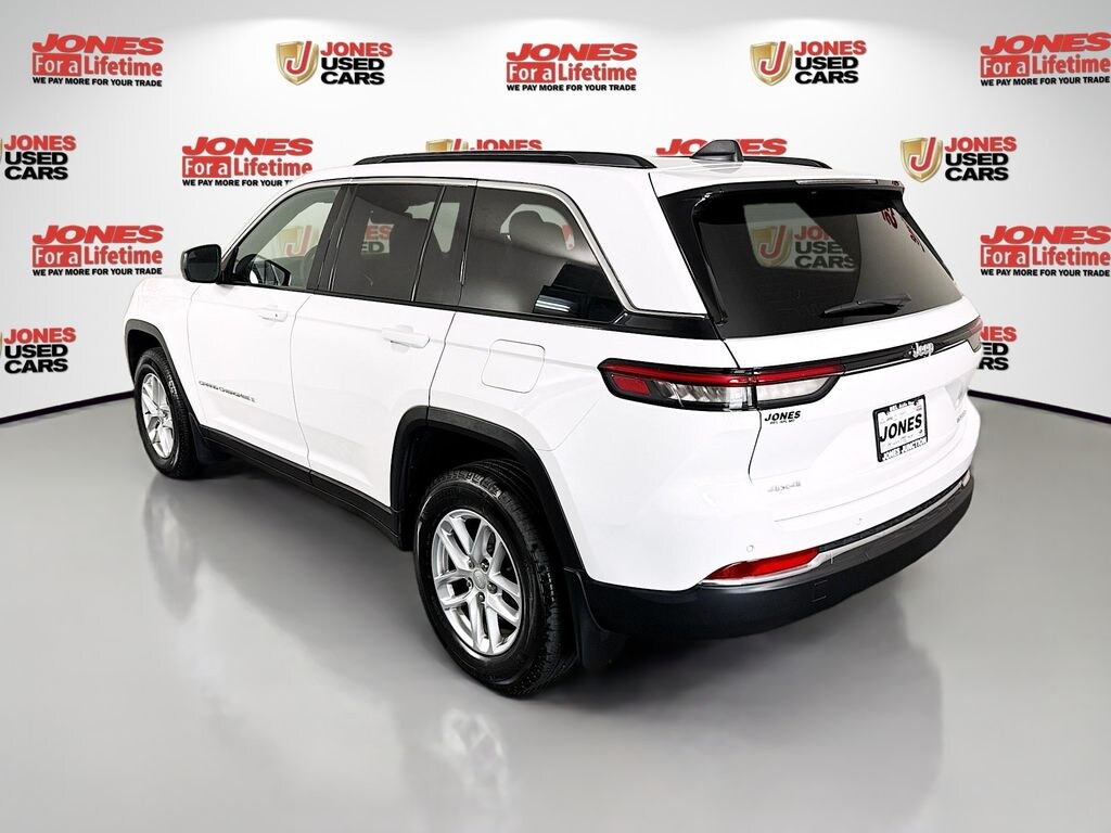 Used 2025 Jeep Grand Cherokee Laredo SUV