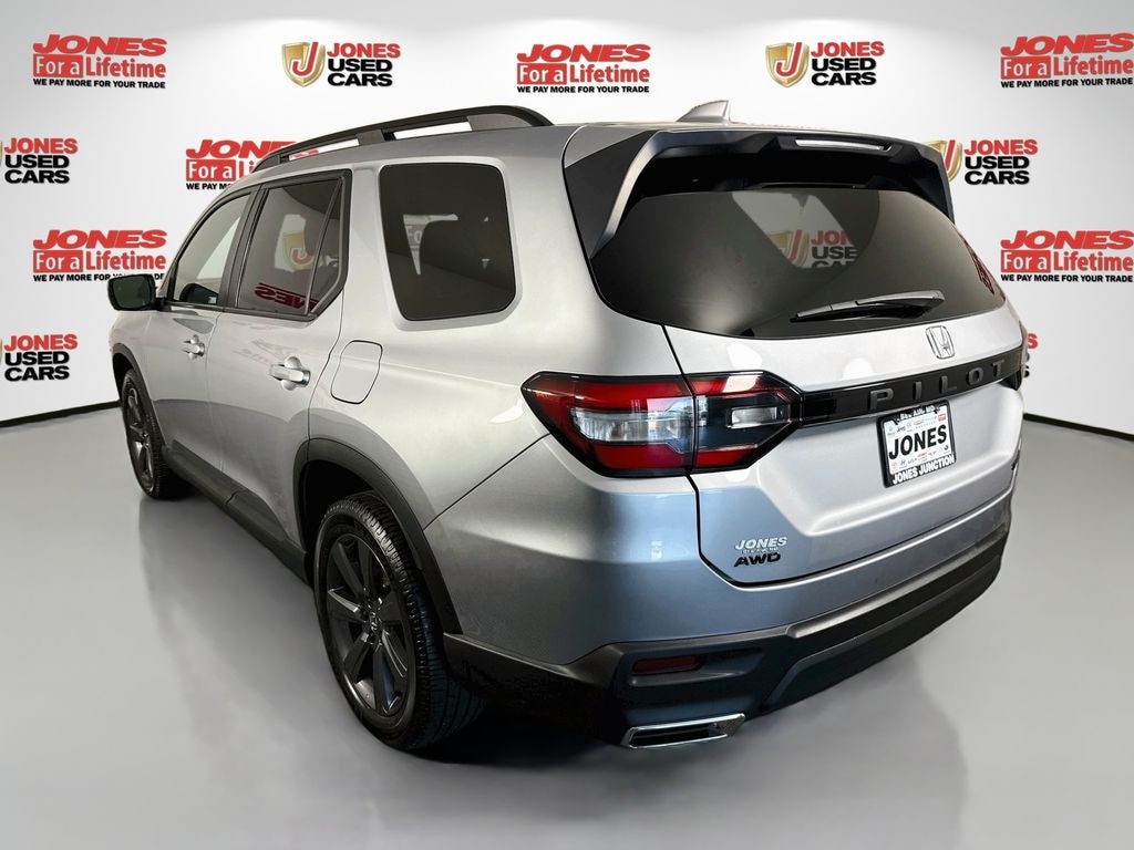Used 2023 Honda Pilot Sport SUV