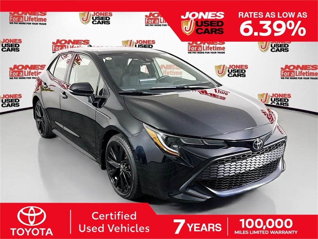 Certified 2020 Toyota Corolla Hatchback SE Nightshade Edition Hatchback