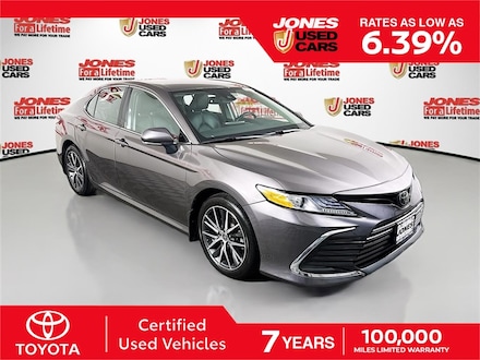 2023 Toyota Camry XLE Sedan