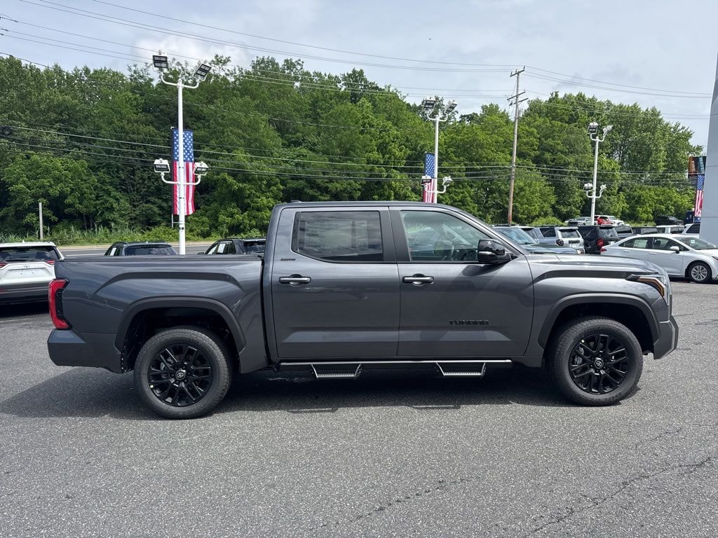 New 2026 Toyota Tundra Limited LIMITED CREWMAX 5.5