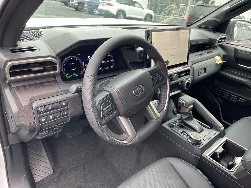 2026 Toyota Tacoma Limited - Photo 9