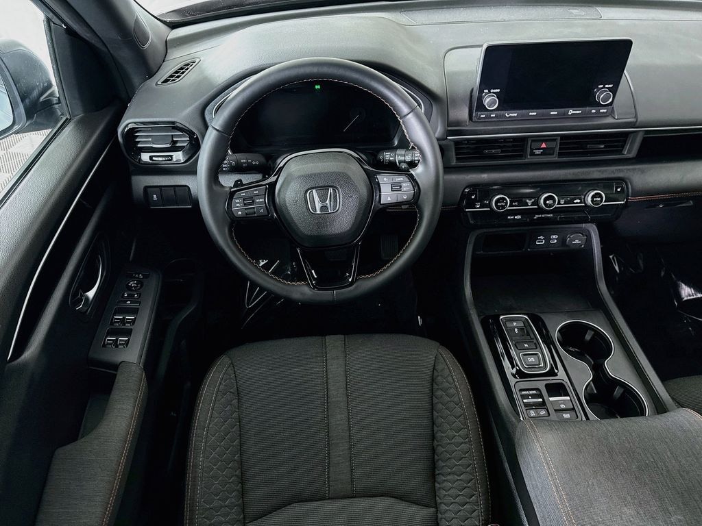 Used 2023 Honda Pilot Sport SUV