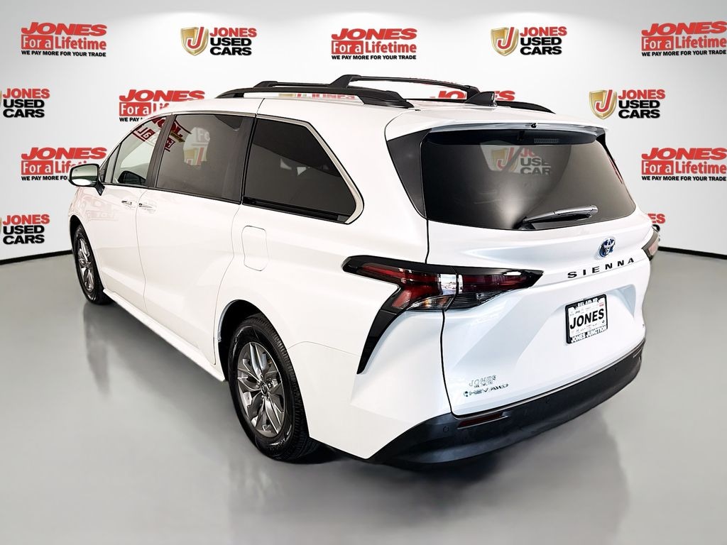 Certified 2025 Toyota Sienna XLE Van Passenger Van