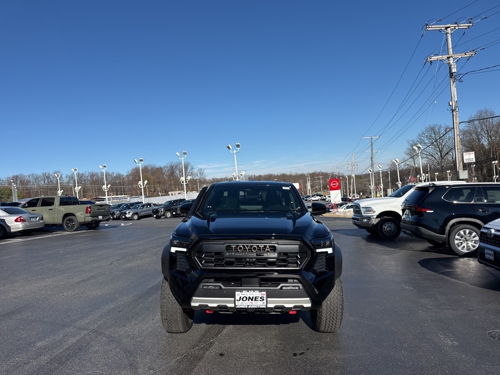 New 2025 Toyota Tacoma i-FORCE MAX Trailhunter 4X4 DOUBLE CAB HV