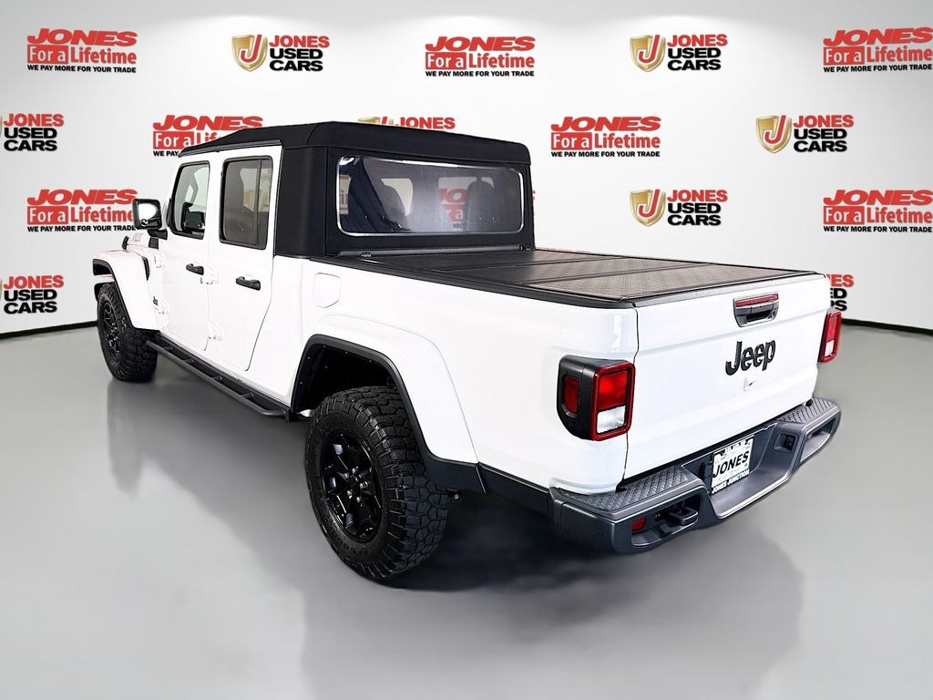 Used 2023 Jeep Gladiator Willys Truck Crew Cab