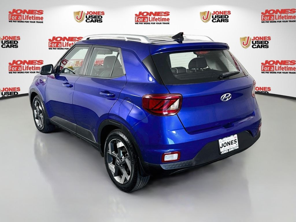 Used 2022 Hyundai Venue Limited SUV