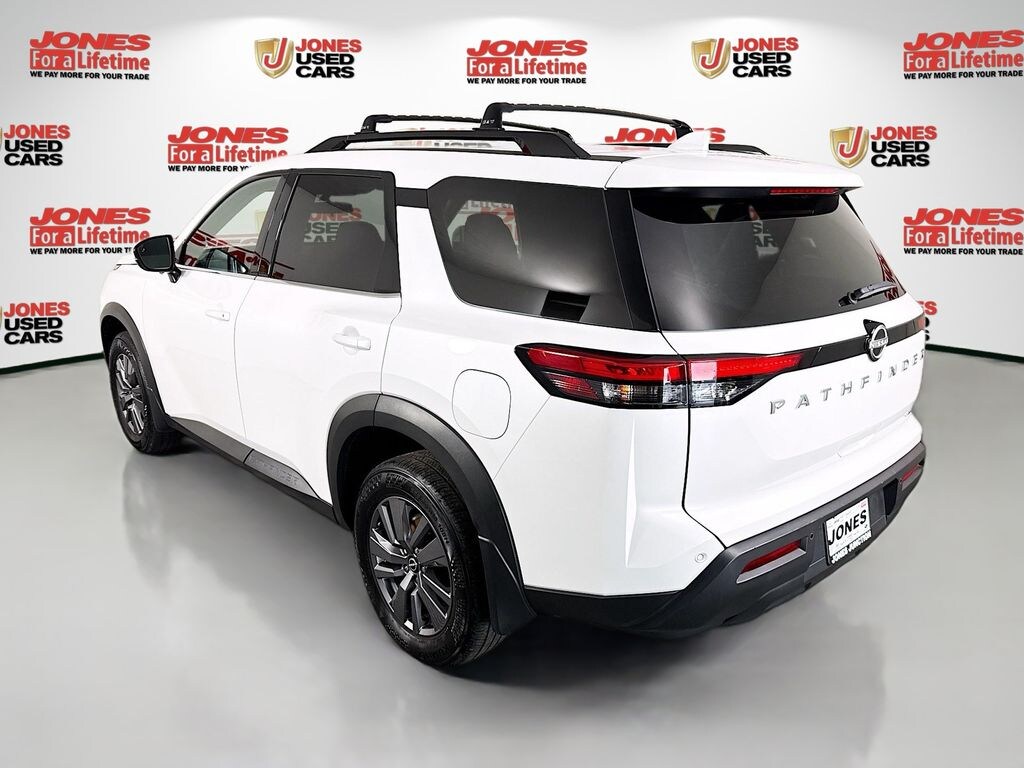 Used 2025 Nissan Pathfinder SV SUV