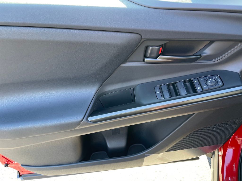 2026 Toyota bZ XLE - Photo 8