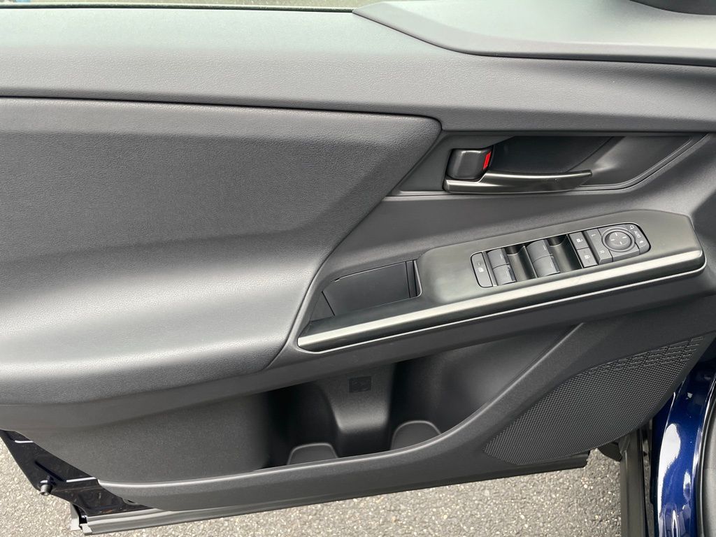 2026 Toyota bZ XLE - Photo 8