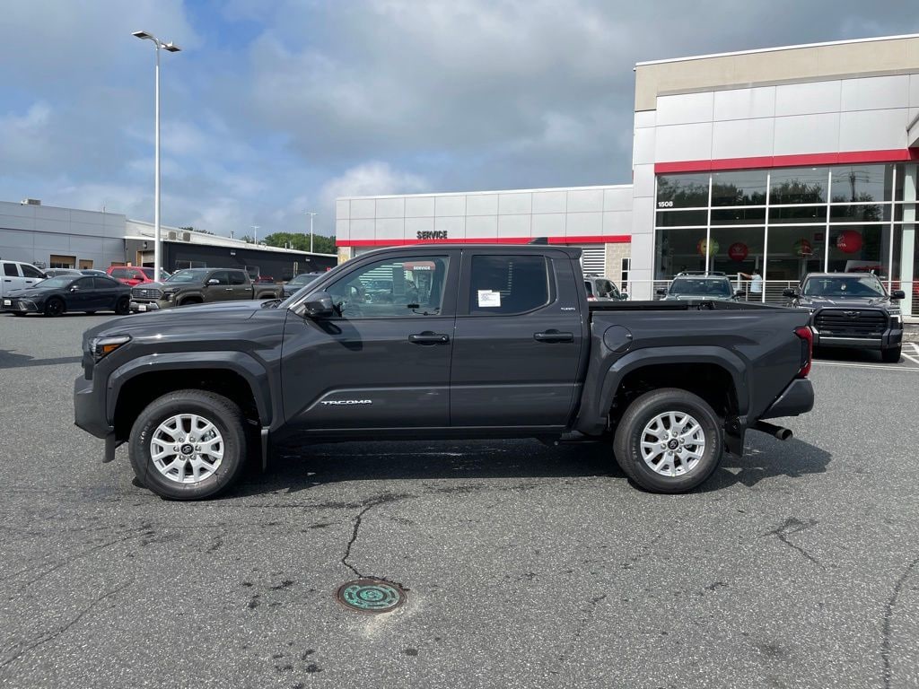 New 2026 Toyota Tacoma SR5 4X4 DOUBLE CAB