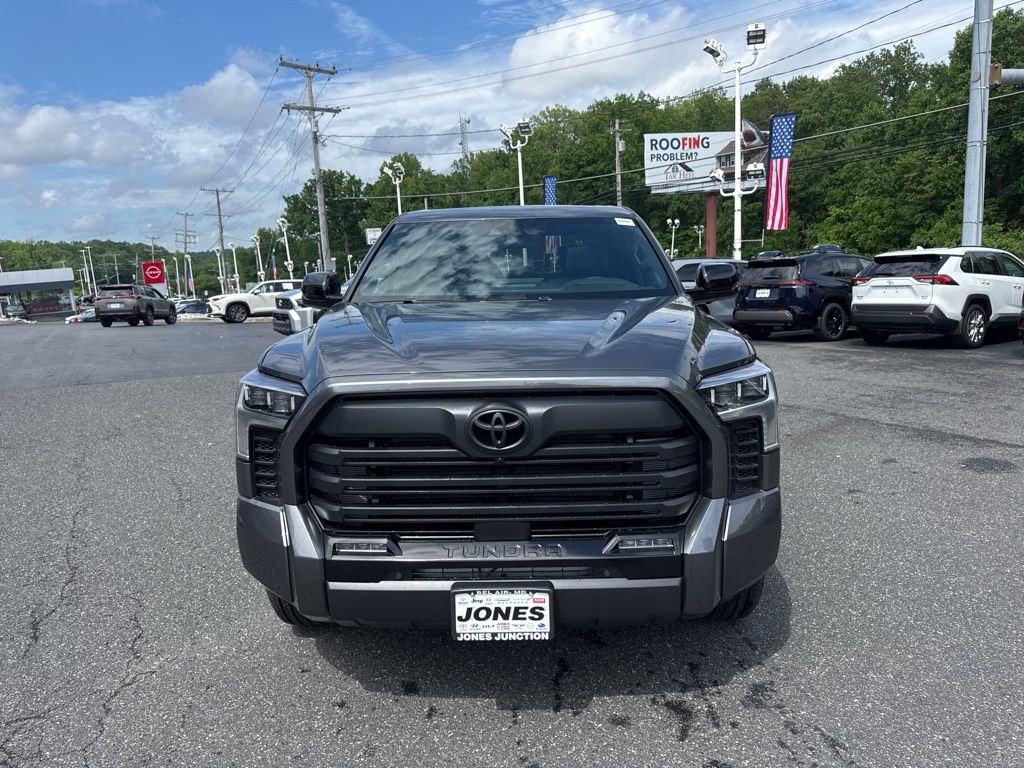 New 2026 Toyota Tundra Limited LIMITED CREWMAX 5.5