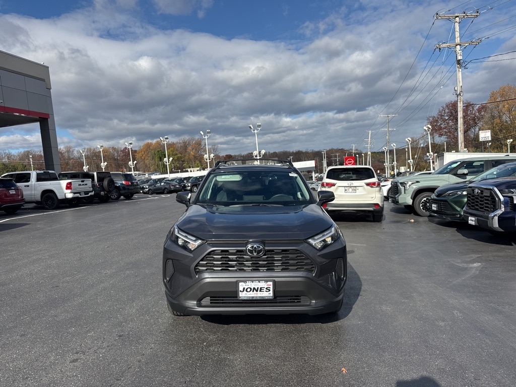 New 2025 Toyota RAV4 XLE XLE AWD SUV