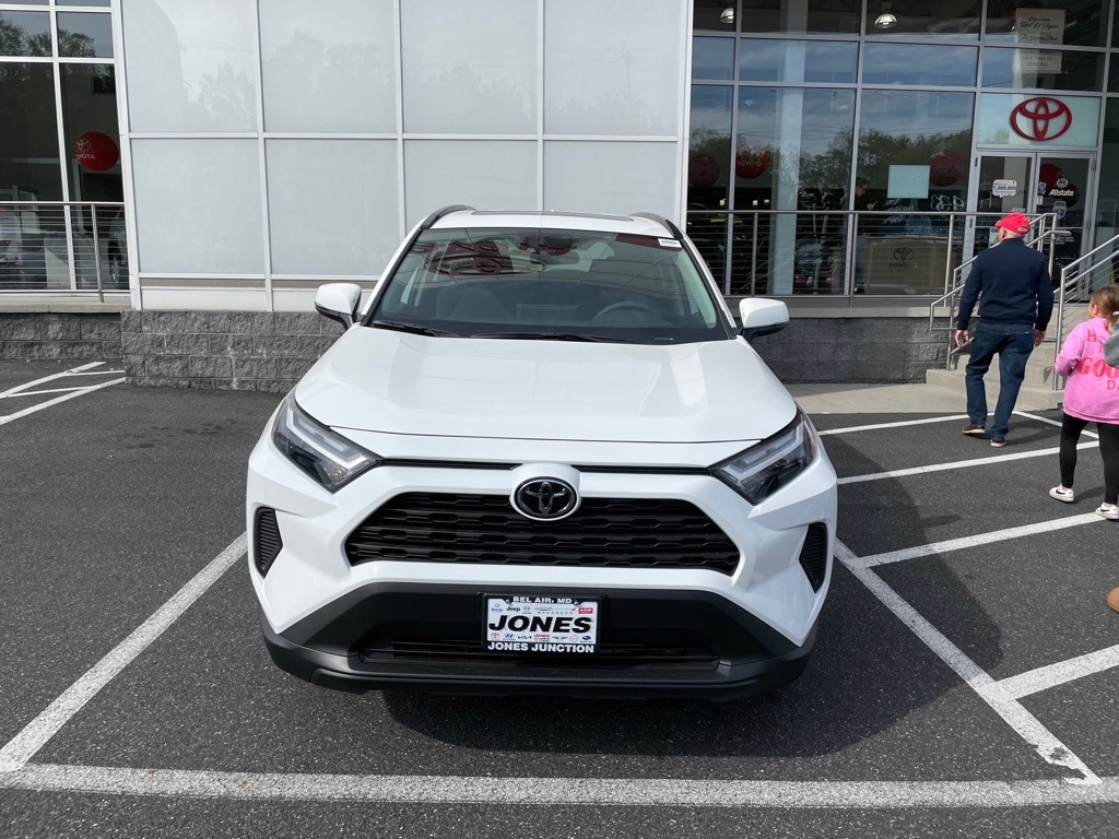 New 2025 Toyota RAV4 XLE XLE AWD SUV