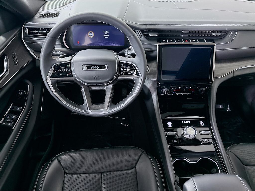 Used 2024 Jeep Grand Cherokee L Overland SUV