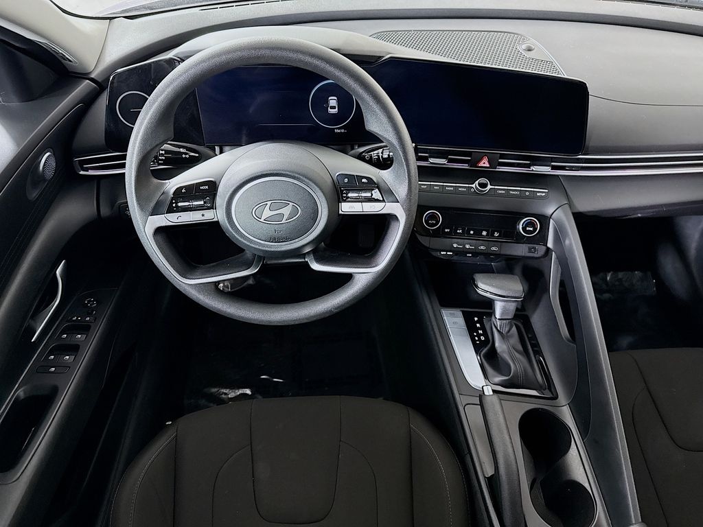 Used 2024 Hyundai Elantra SEL Sedan