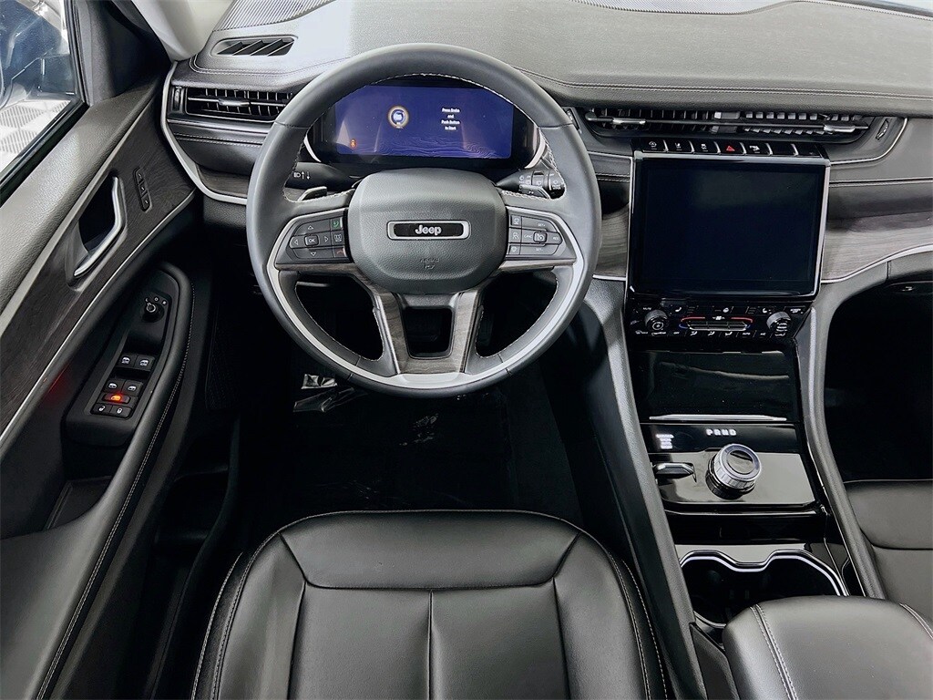 Used 2023 Jeep Grand Cherokee Limited SUV