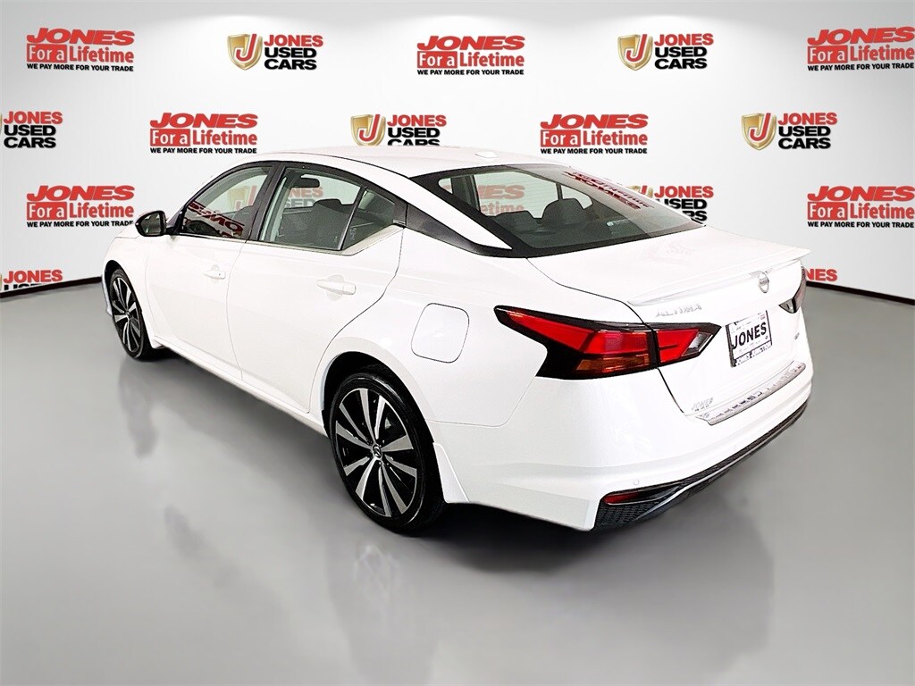 2022 Nissan Altima 2.5 SR photo 2