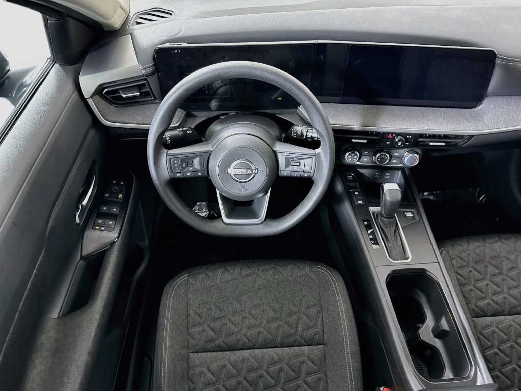 Used 2025 Nissan Kicks SV SUV