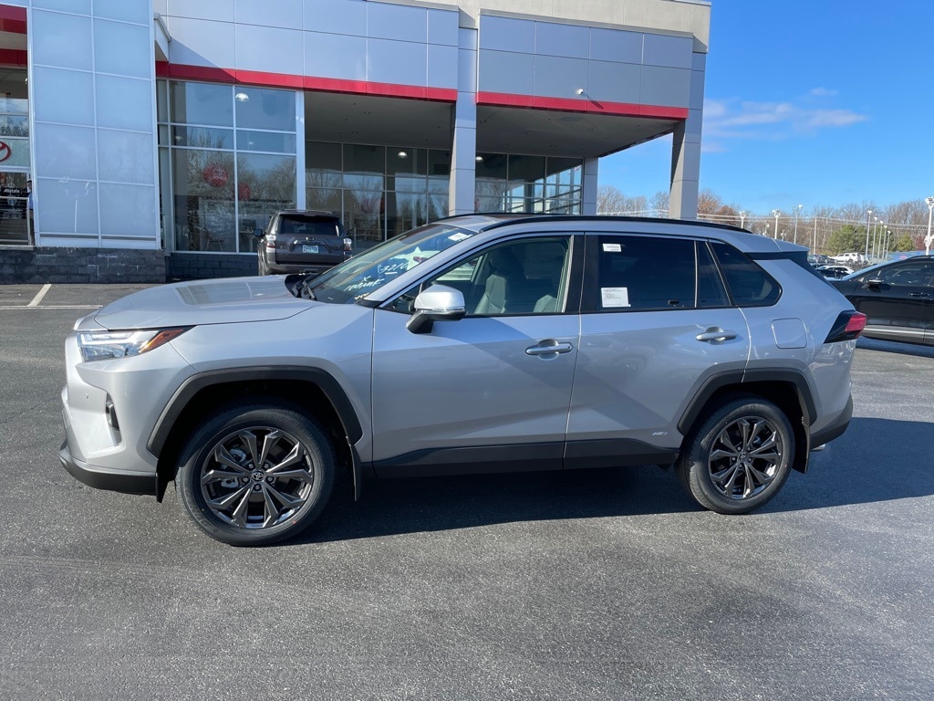 New 2025 Toyota RAV4 Hybrid XLE Premium XLE PREM AWD SUV