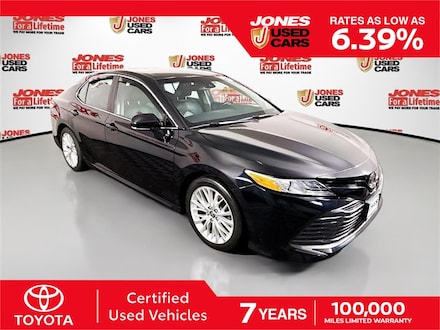 2020 Toyota Camry XLE Sedan