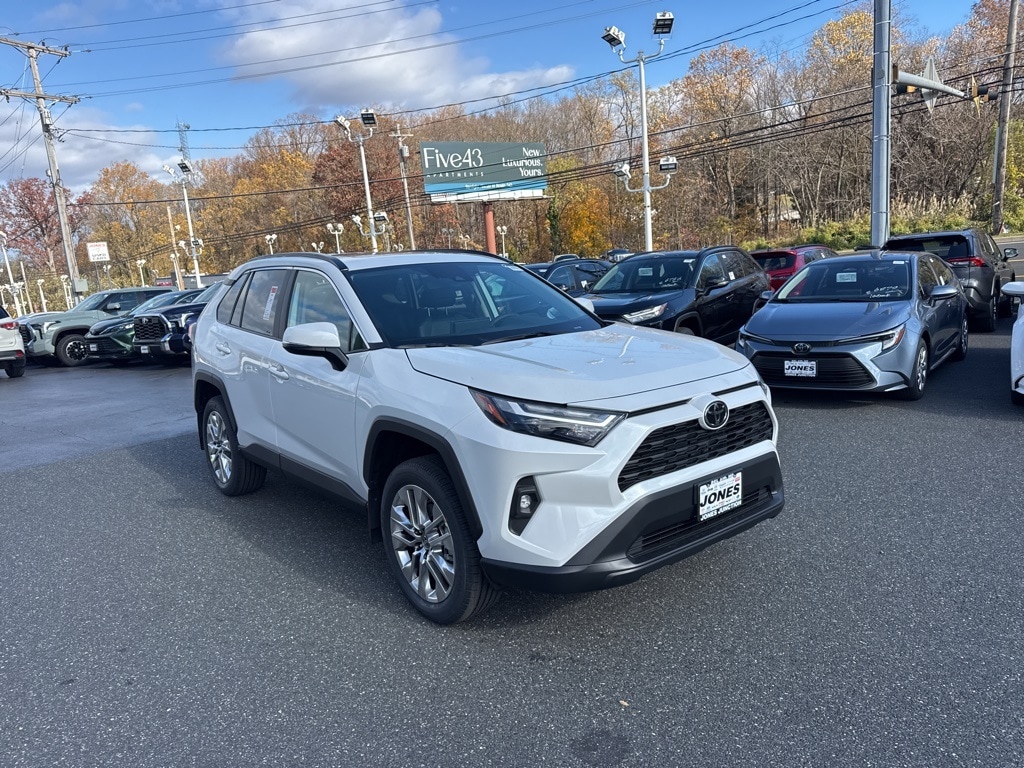 New 2025 Toyota RAV4 XLE Premium XLE PREM AWD SUV