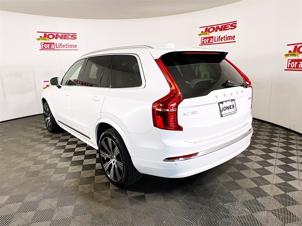2025 Volvo XC90 Plus photo 2