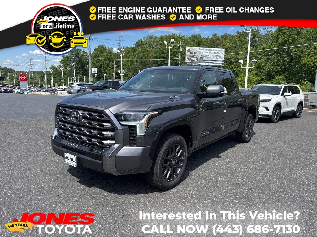 New 2025 Toyota Tundra i-FORCE MAX Platinum PLATINUM CREWMAX 5.5