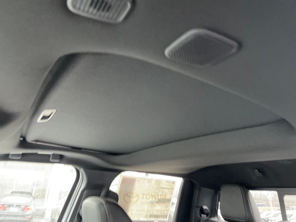 2026 Toyota Tacoma Limited - Photo 12
