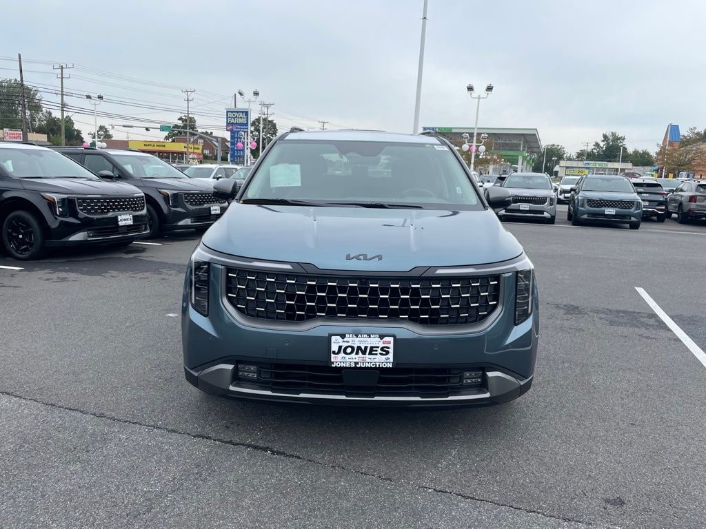 New 2026 Kia Carnival SX Van Passenger Van