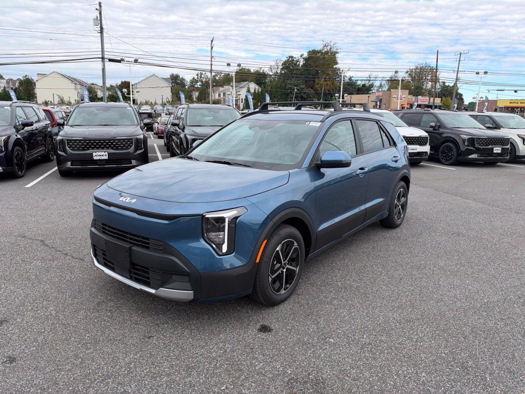 2027 Kia Niro LX SUV