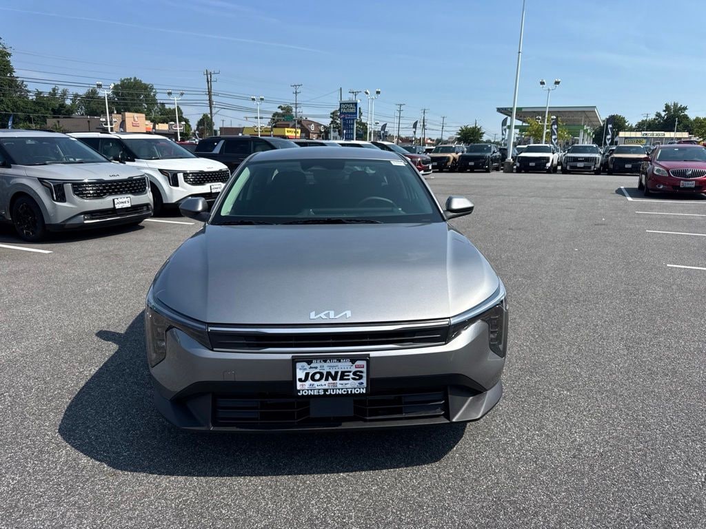 New 2026 Kia K4 LXS Sedan