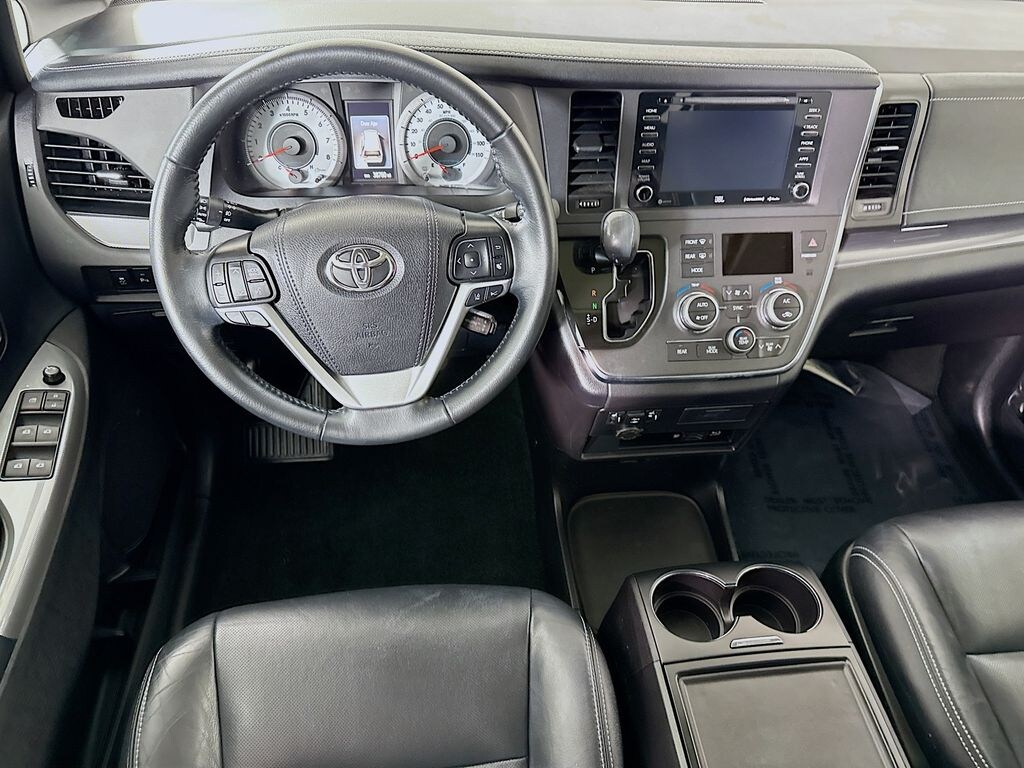 Certified 2019 Toyota Sienna SE Van