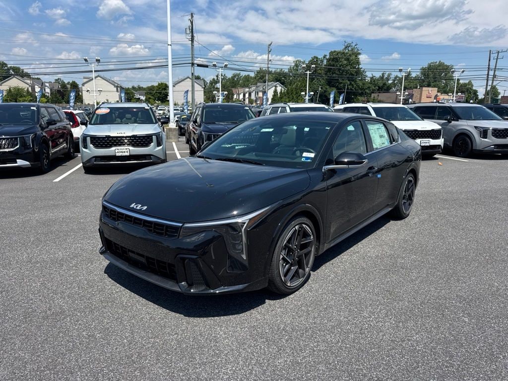 New 2026 Kia K4 GT-Line Sedan