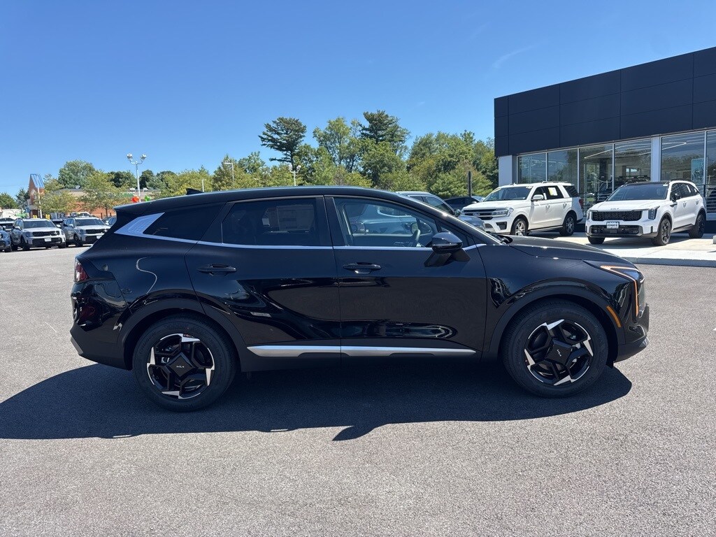2026 Kia Sportage EX photo 2