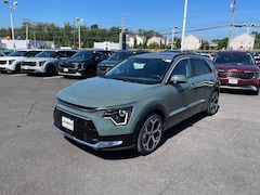 2025 Kia Niro EX Touring SUV