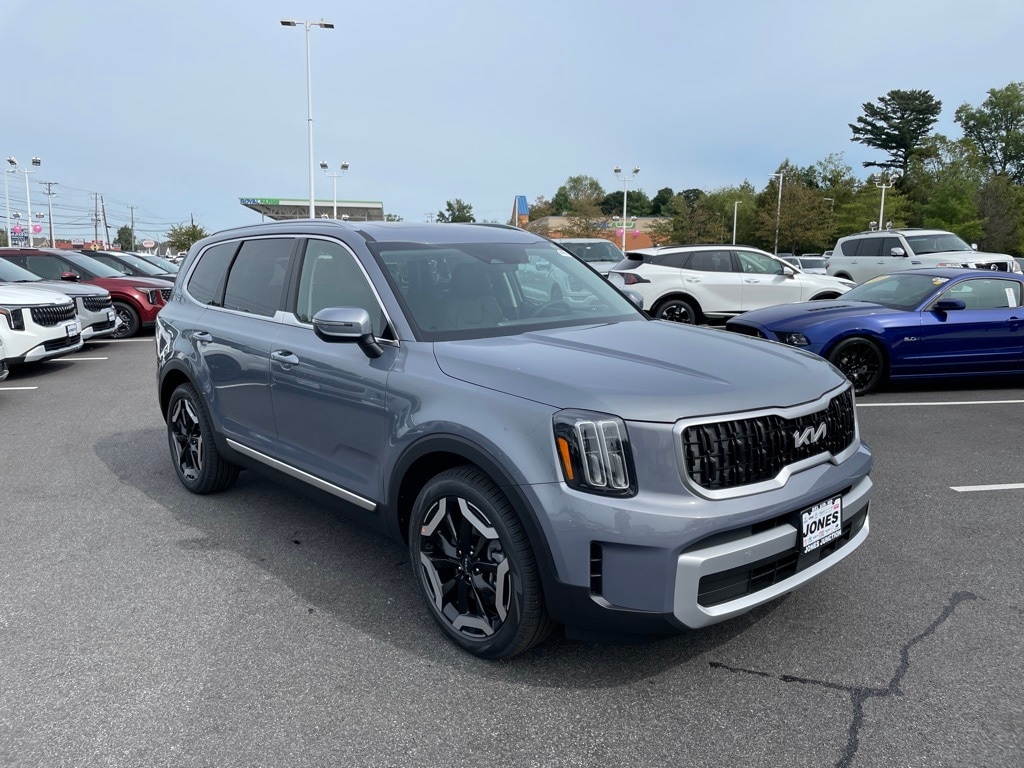 2025 Kia Telluride EX photo 2