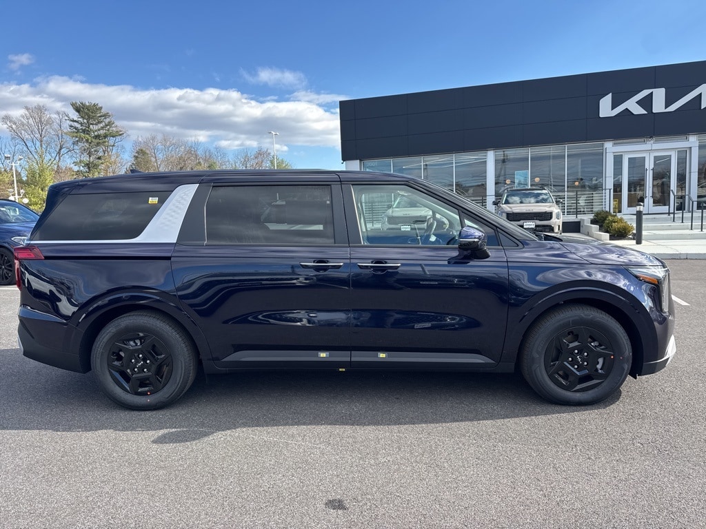 New 2026 Kia Carnival LXS Van Passenger Van