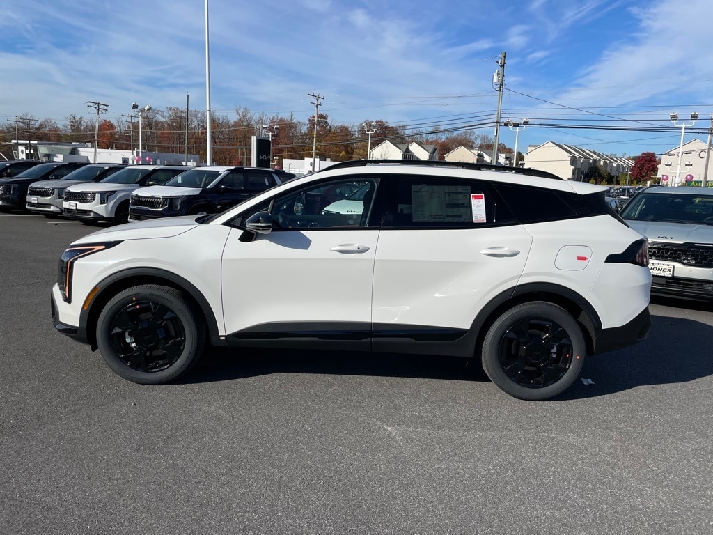 New 2026 Kia Sportage Hybrid X-Line SUV