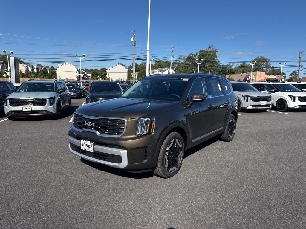2025 Kia Telluride S's photo